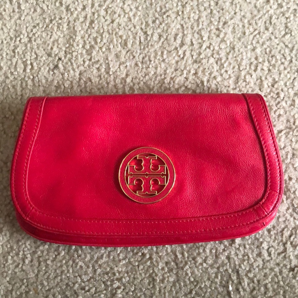 Tory Burch clutch/purse, pink